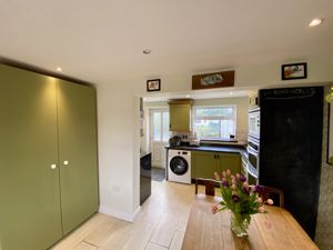 Dining Kitchen- click for photo gallery